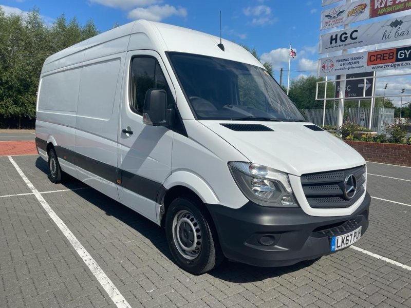 Used Vans for sale in Hoddeston, Hertfordshire | Helix Vans
